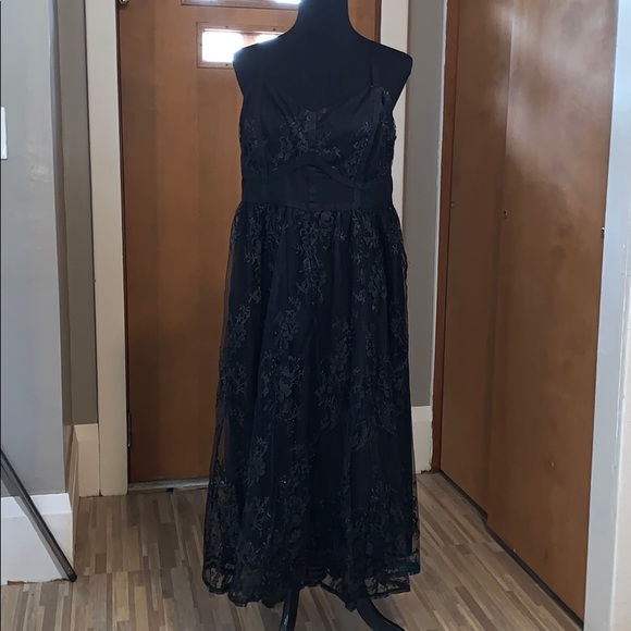 TORRID black embroidered mesh/sequin midi dress! - Picture 6 of 9